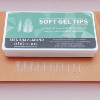 Caja de press on x550 - Almendra Medium